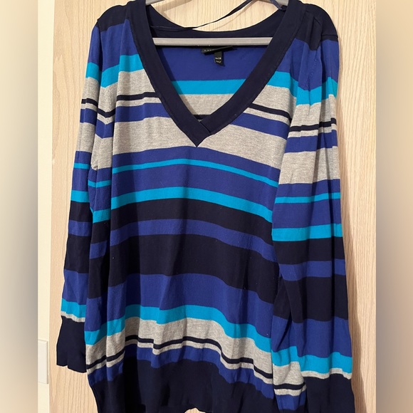 Lane Bryant Sweaters - Lane Bryant v neck sweater